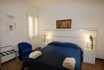 Santa Margherita Guest House Venise