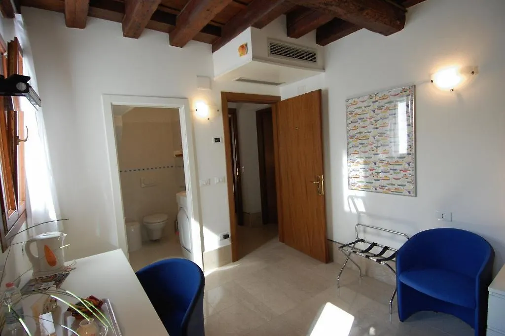 Santa Margherita Guest House Venise